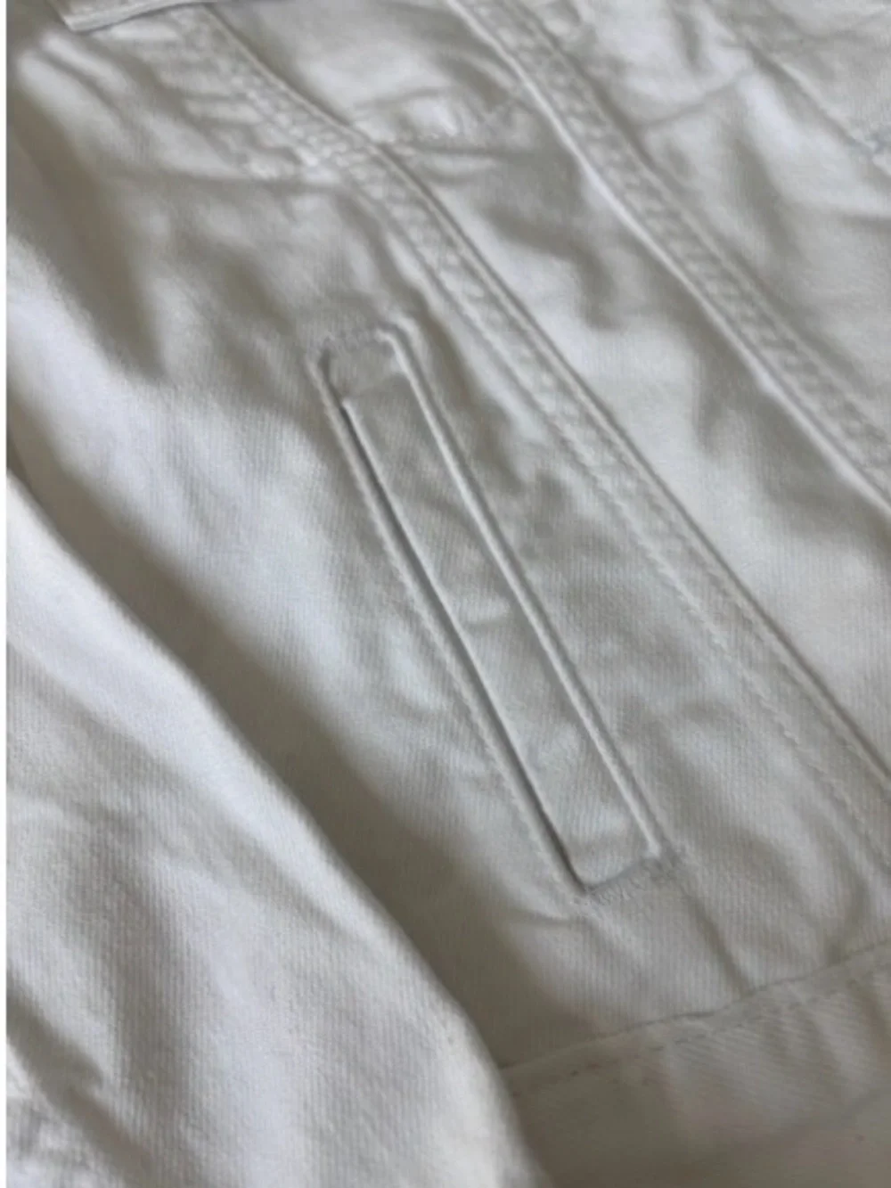 GAP White Denim Jean Jacket